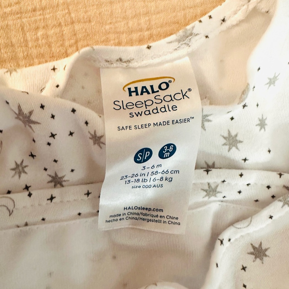 Merlin Magic Sleep Suit/Halo/Deedee/Dr. Browns pacifiers - Picture 9 of 9